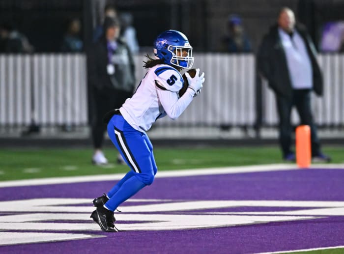 231124_00145_fb_6a_semi